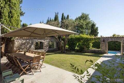 Maison à MOUANS-SARTOUX