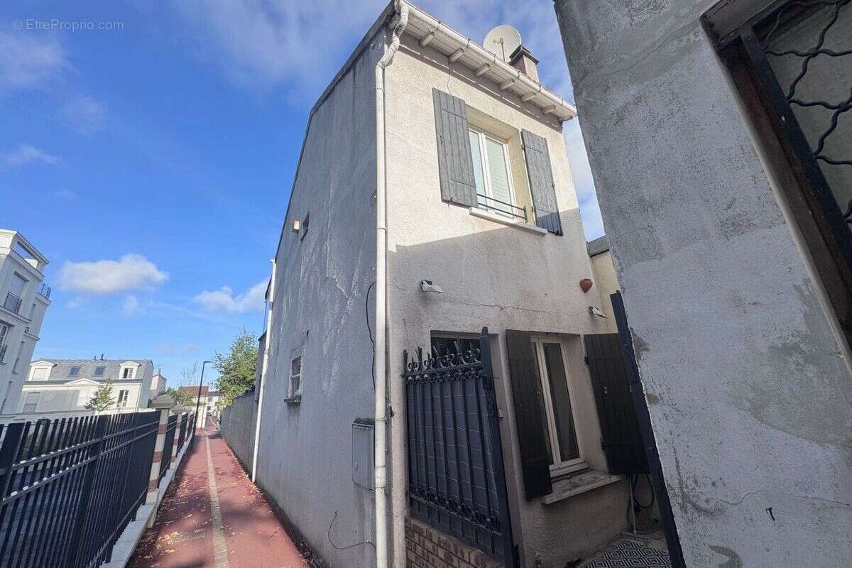 Maison à RUEIL-MALMAISON