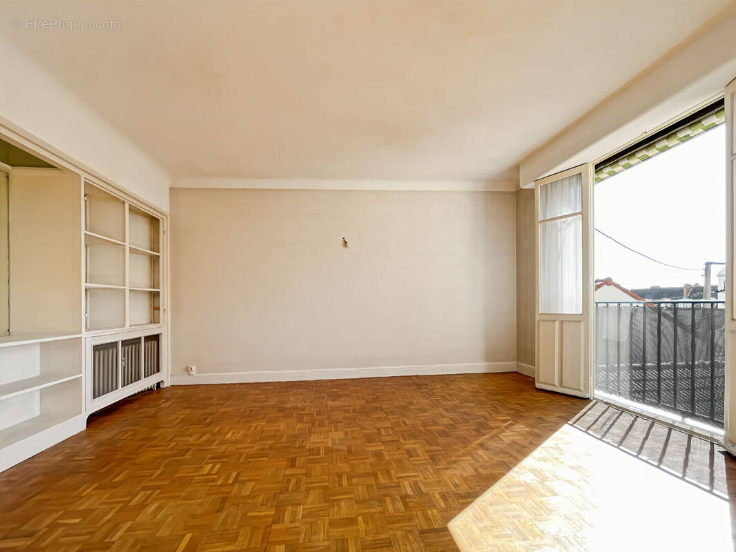 Appartement à MELUN