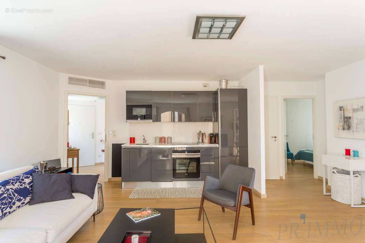Appartement à SAINT-TROPEZ