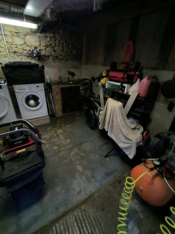 Maison 80 m² à Saint-Vougay  - photo 8