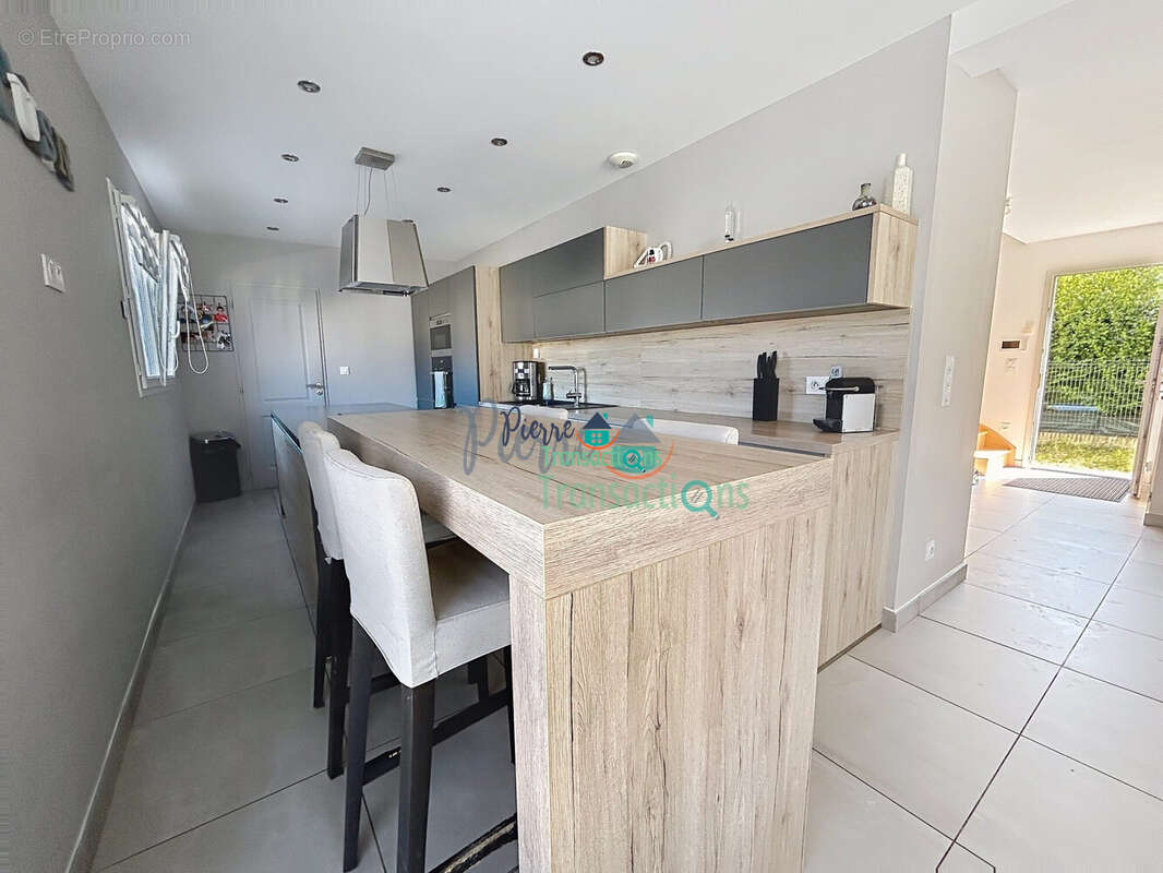 Maison 137 m² à Lillebonne  - photo 7