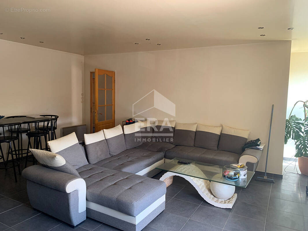 Appartement à LES ABRETS