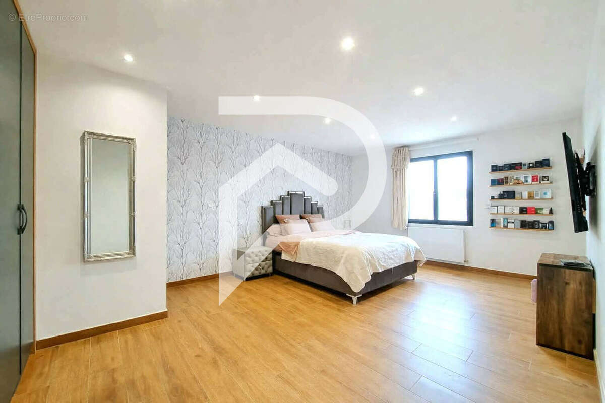 Maison à SAINT-MARTIN-LE-NOEUD