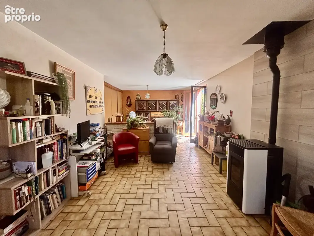 EXCLUSIVITÉ   Une opportunité rare sur le secteur recherché de Chambéry-le-Vieux, limite Sonnaz - photo 5