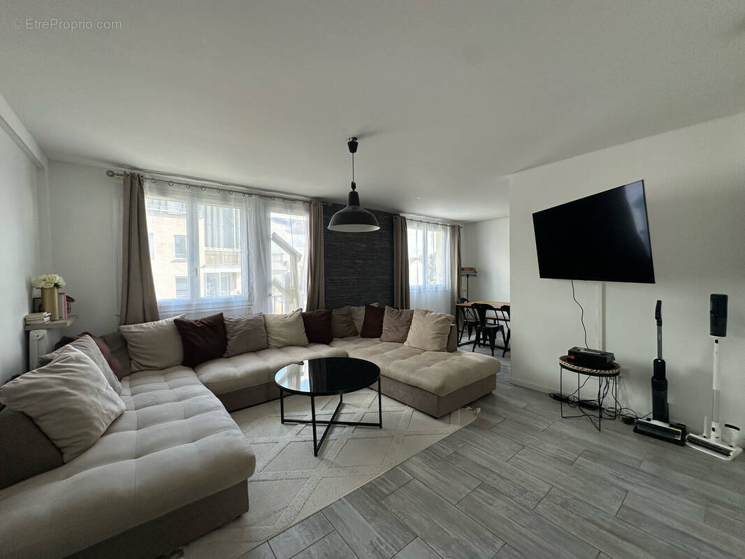 Appartement à CARRIERES-SOUS-POISSY