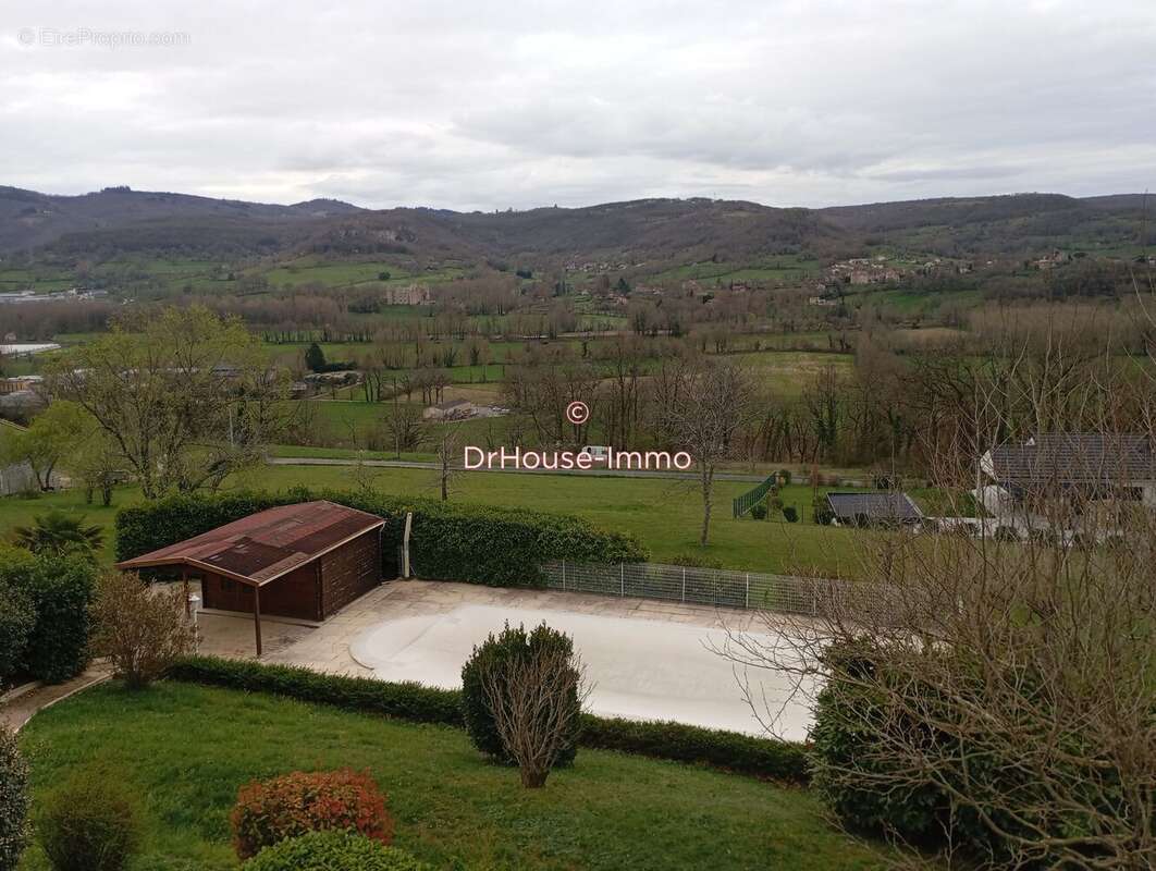 Maison à SAINT-CERE