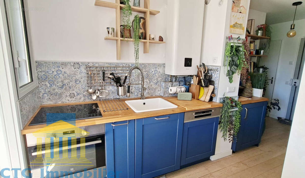 Appartement à MARSEILLE-8E