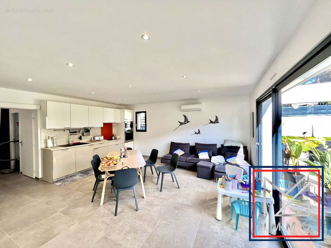 Maison à SIX-FOURS-LES-PLAGES