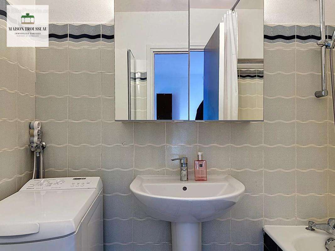 Appartement à NEUILLY-SUR-SEINE