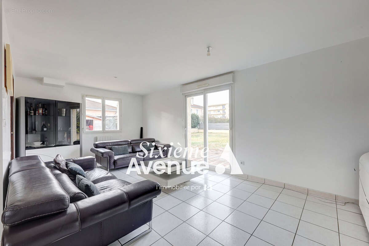 Maison à TIGNIEU-JAMEYZIEU