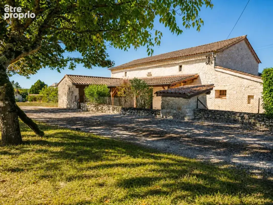 Maison à LOUBES-BERNAC
