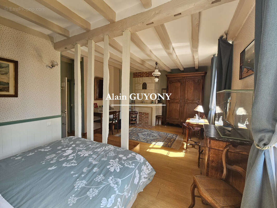 Maison à PONT-L'EVEQUE