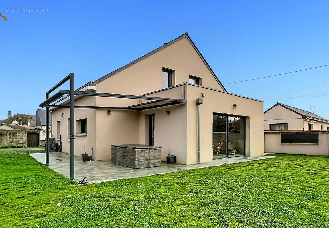 Maison à DOUE-LA-FONTAINE