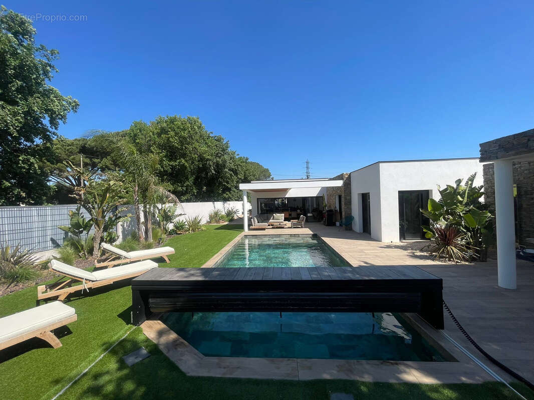 Maison à PUGET-SUR-ARGENS