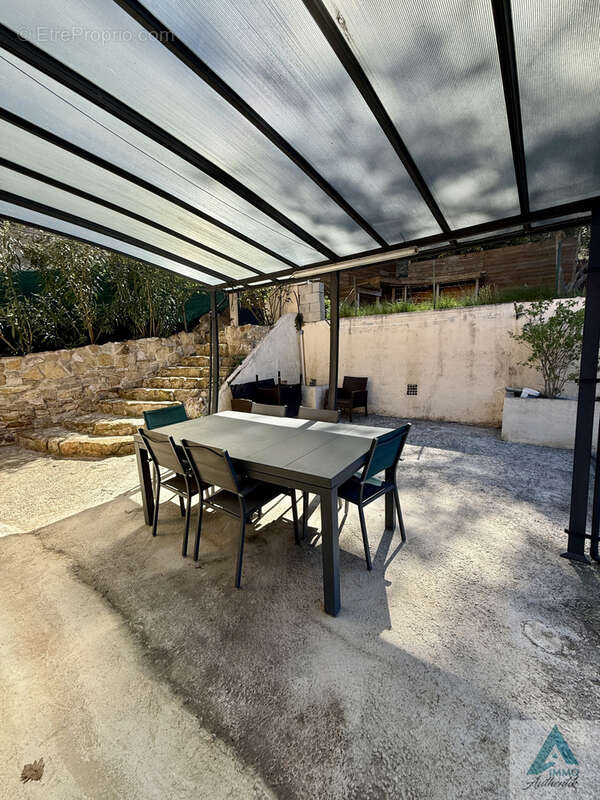 Maison à LA DESTROUSSE