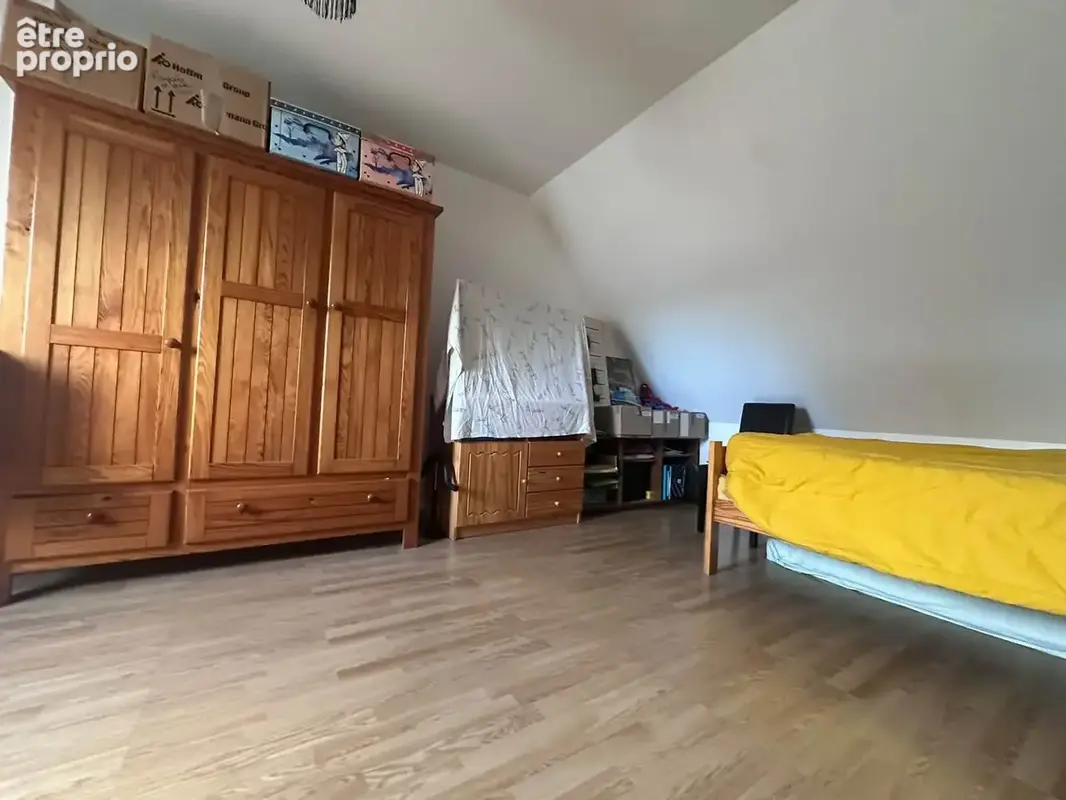 À VENDRE   Pavillon familial avec piscine et jardin arboré à Puchevillers - photo 10