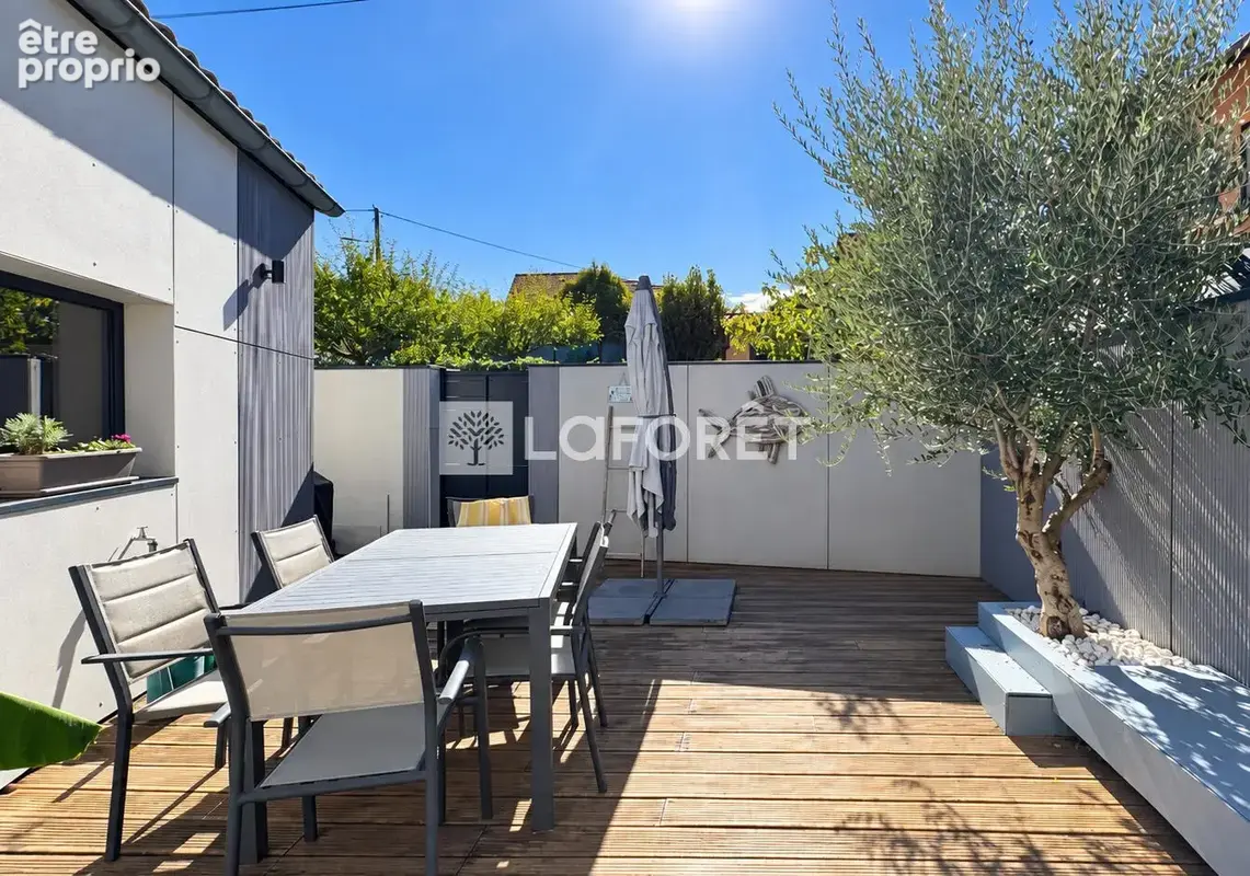 EXCLU - Maison de village 7 pièces d'env. 185 m² - photo 8