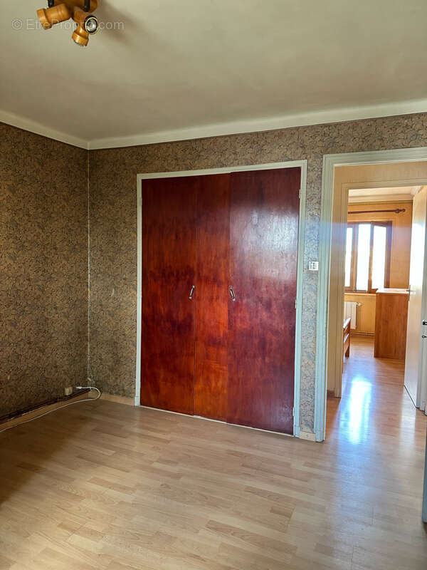 Toulon ouest type 3 a vendre - photo 4