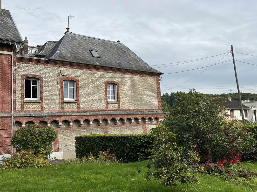 Maison à GRUCHET-LE-VALASSE
