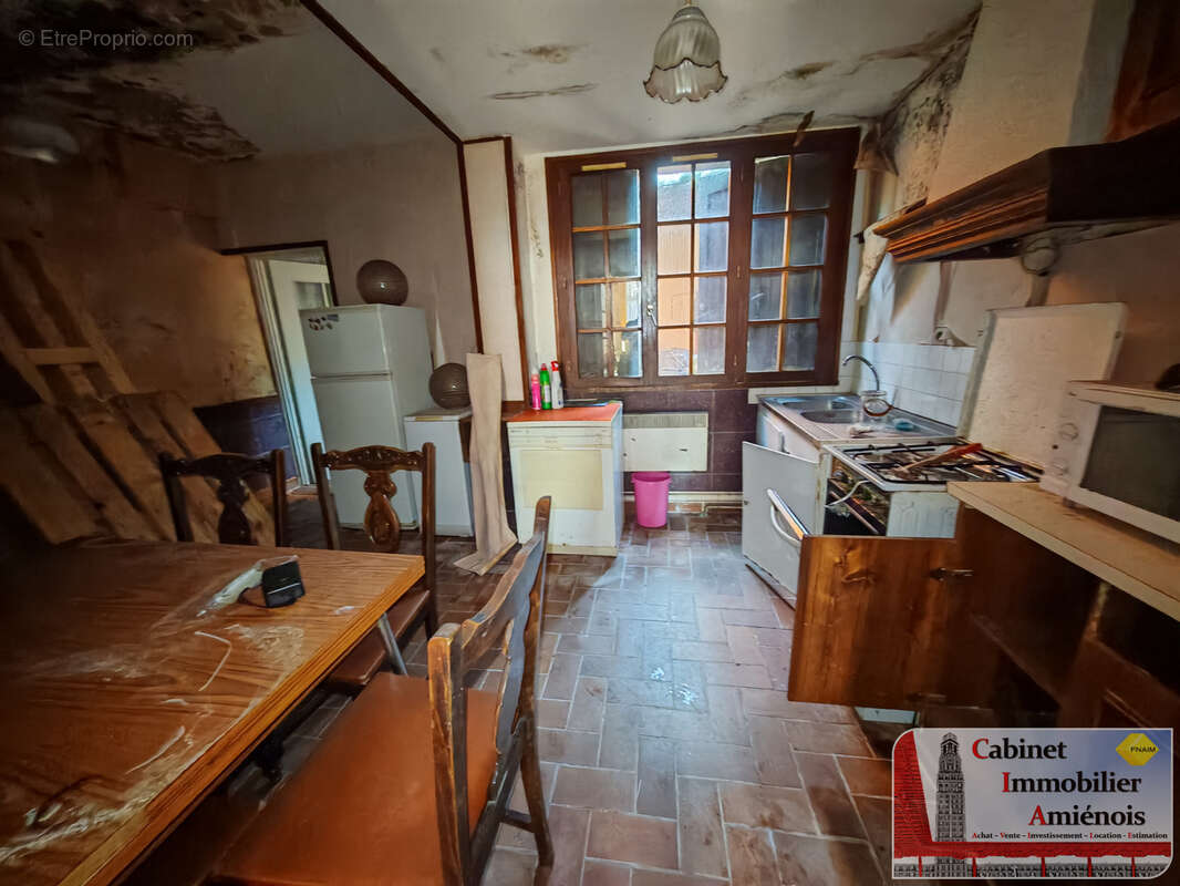 Amiens - Henriville : amiénoise 100m2 avec 2 chambres, bureau et cour - photo 4