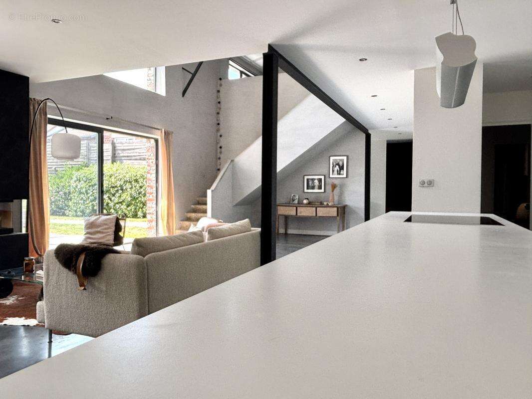 Maison 272 m² à Bondues  - photo 8
