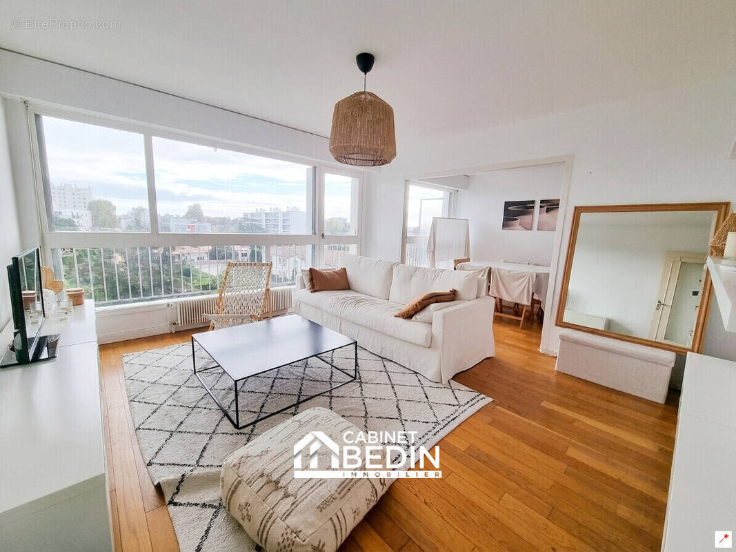 Appartement à BORDEAUX
