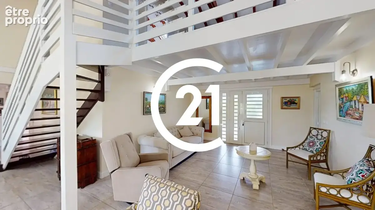 Maison 10 pièces 310 m² à vendre à Ducos (97224) - photo 4