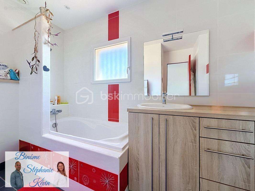  Maison familiale (5 chambres) avec piscine — Quartier calme à Cournonsec  - photo 14