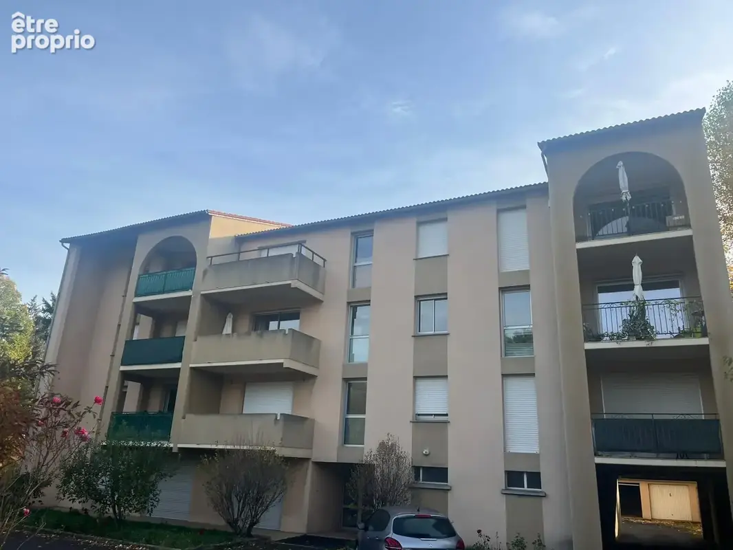 Appartement 3 pièces 75 m² à vendre à Massiac (15500) - photo 5