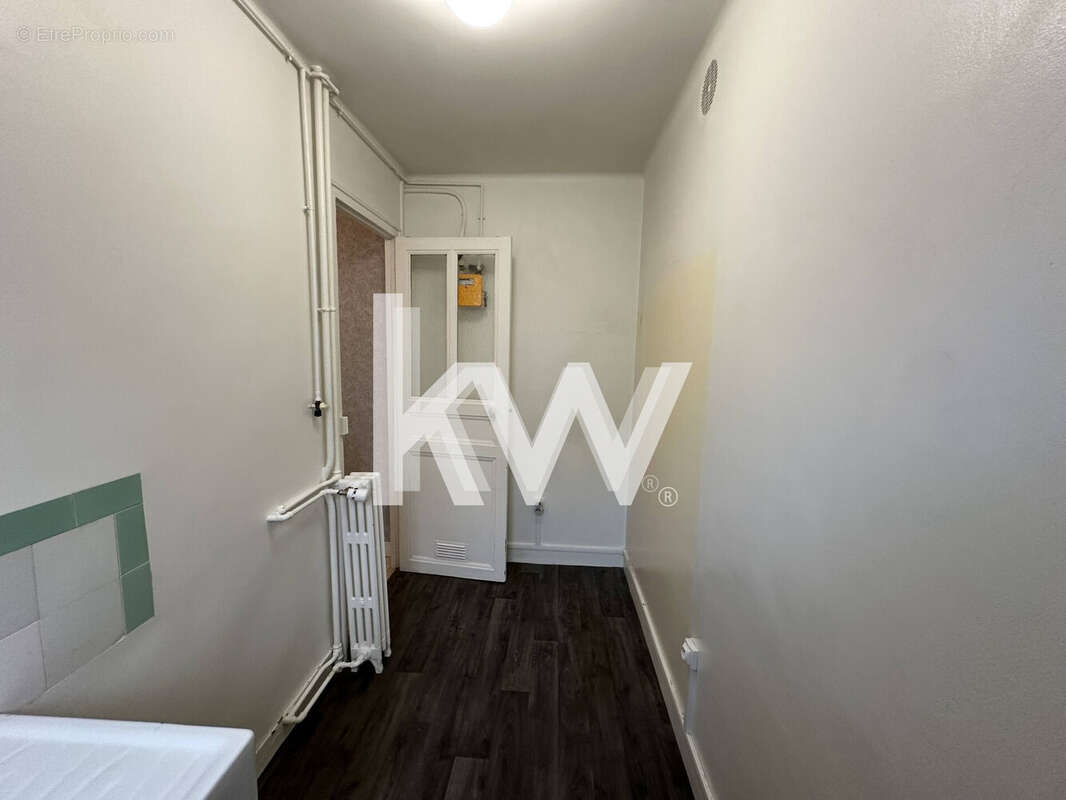 Appartement à PARIS-20E