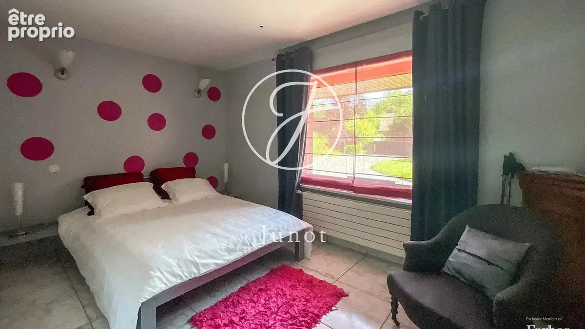 Brillon - Maison à vendre - 12 pièces - 544m² - 7 chambres - Jardin - Piscine intérieur - Stationnement. - photo 19