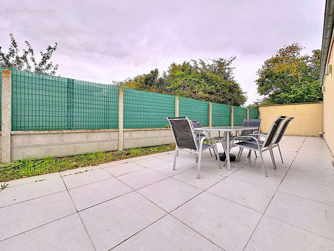 Maison à POISVILLIERS