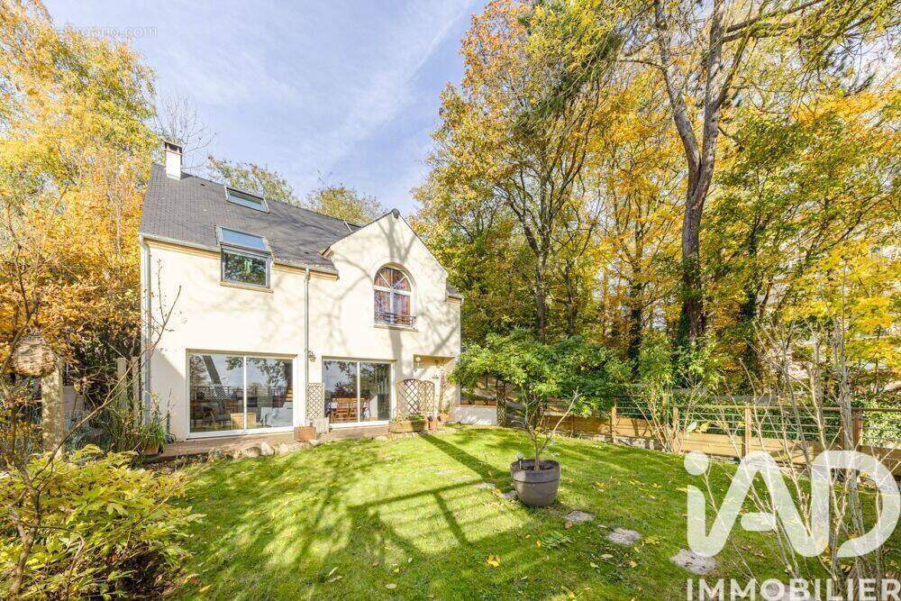 Photo 1 - Maison à CORMEILLES-EN-PARISIS