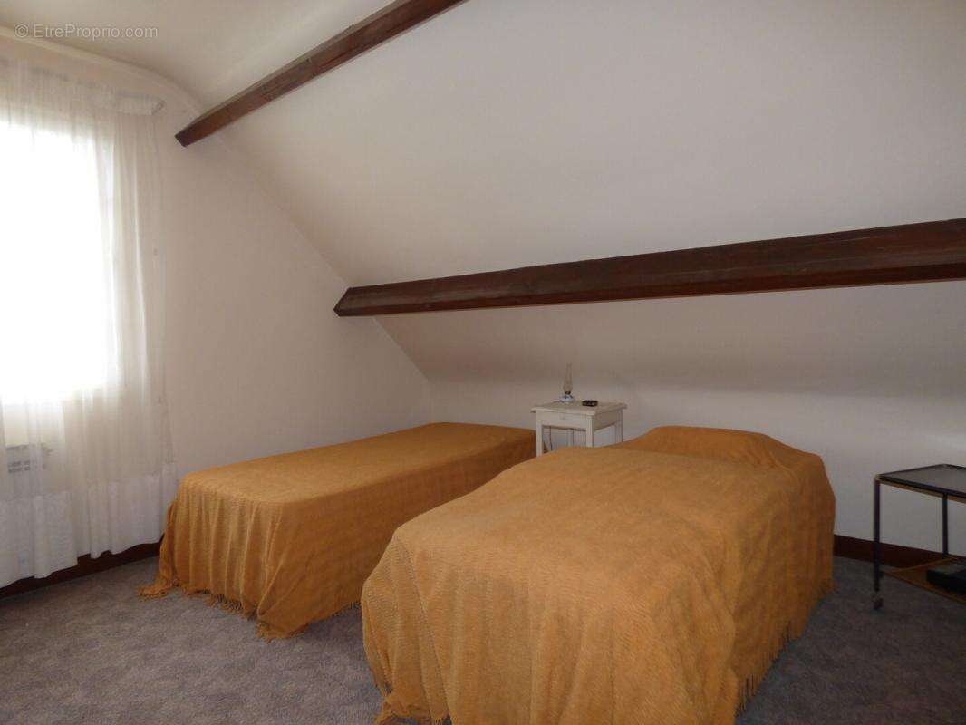 Maison à CHATEAUNEUF-EN-THYMERAIS