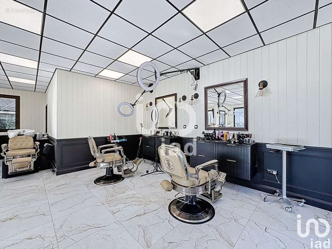 Photo 3 - Commerce à L&#039;ISLE-SUR-LA-SORGUE