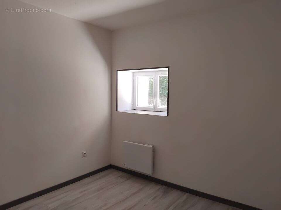 Maison à VARZY
