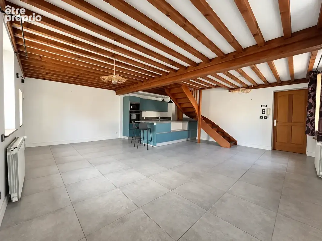 Appartement à POLLIONNAY