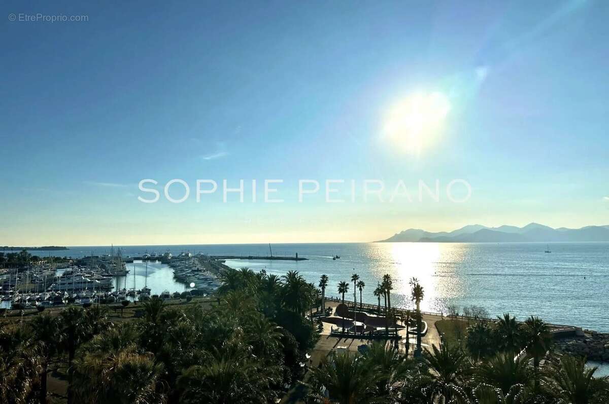 Appartement à CANNES