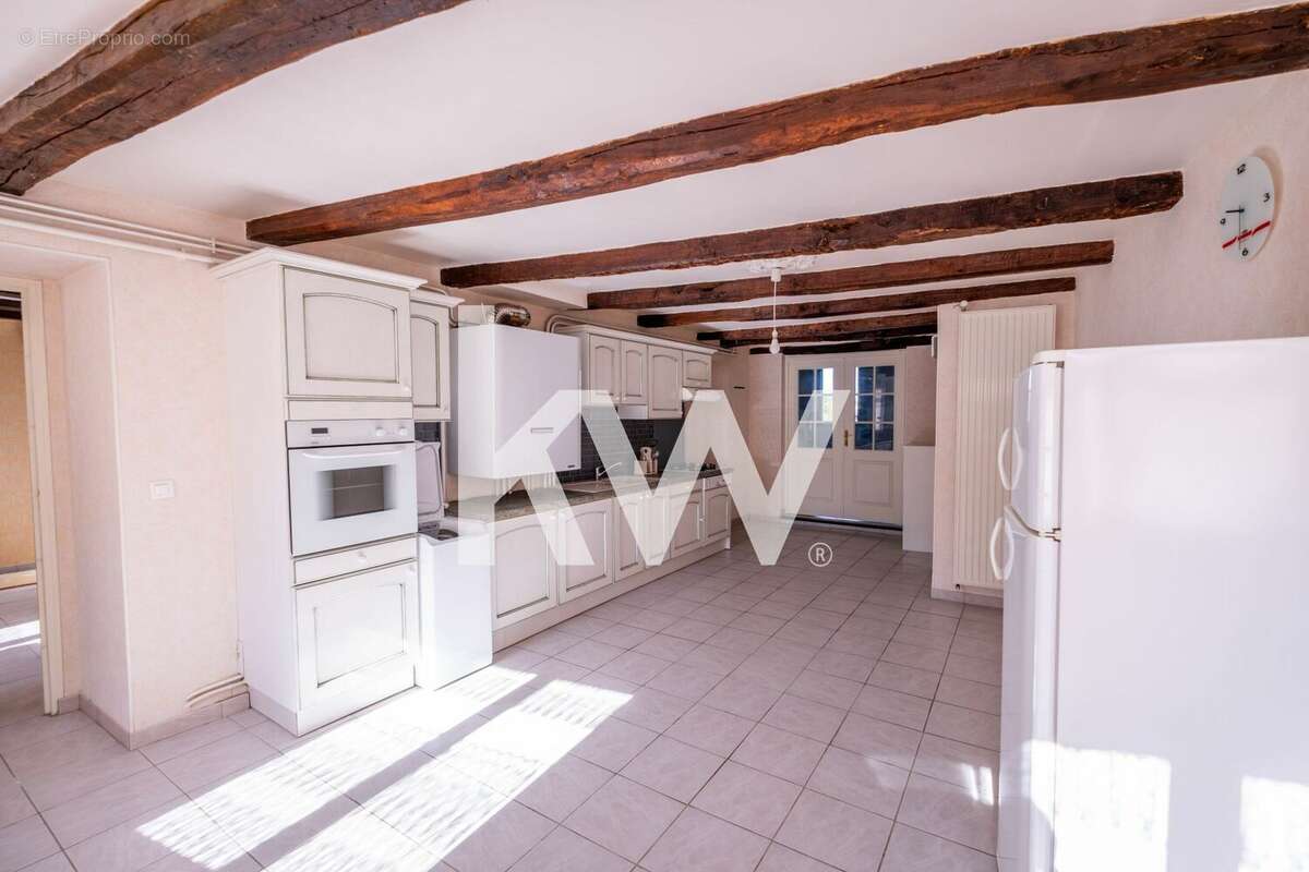 Maison à VERNEUIL-SUR-VIENNE