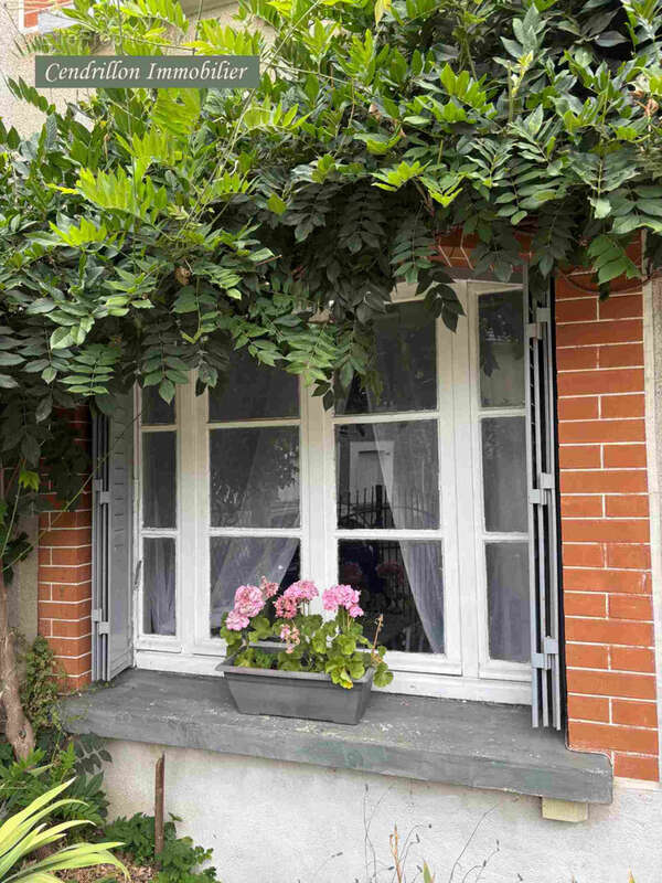Maison de bourg en pierres, indépendante, 80m2 habitable de suite, avec cour et atelier. - photo 36