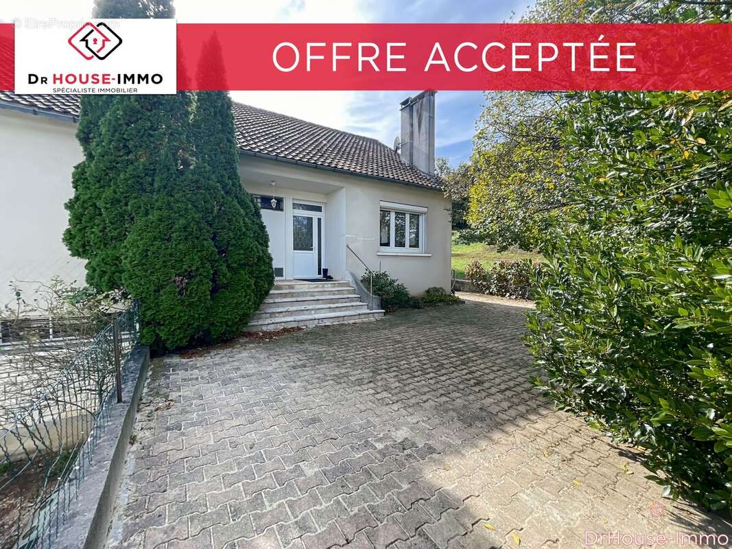 Maison à SAINT-CERE