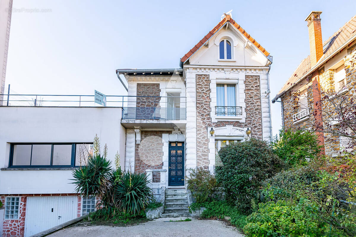 Maison à CHAMPIGNY-SUR-MARNE