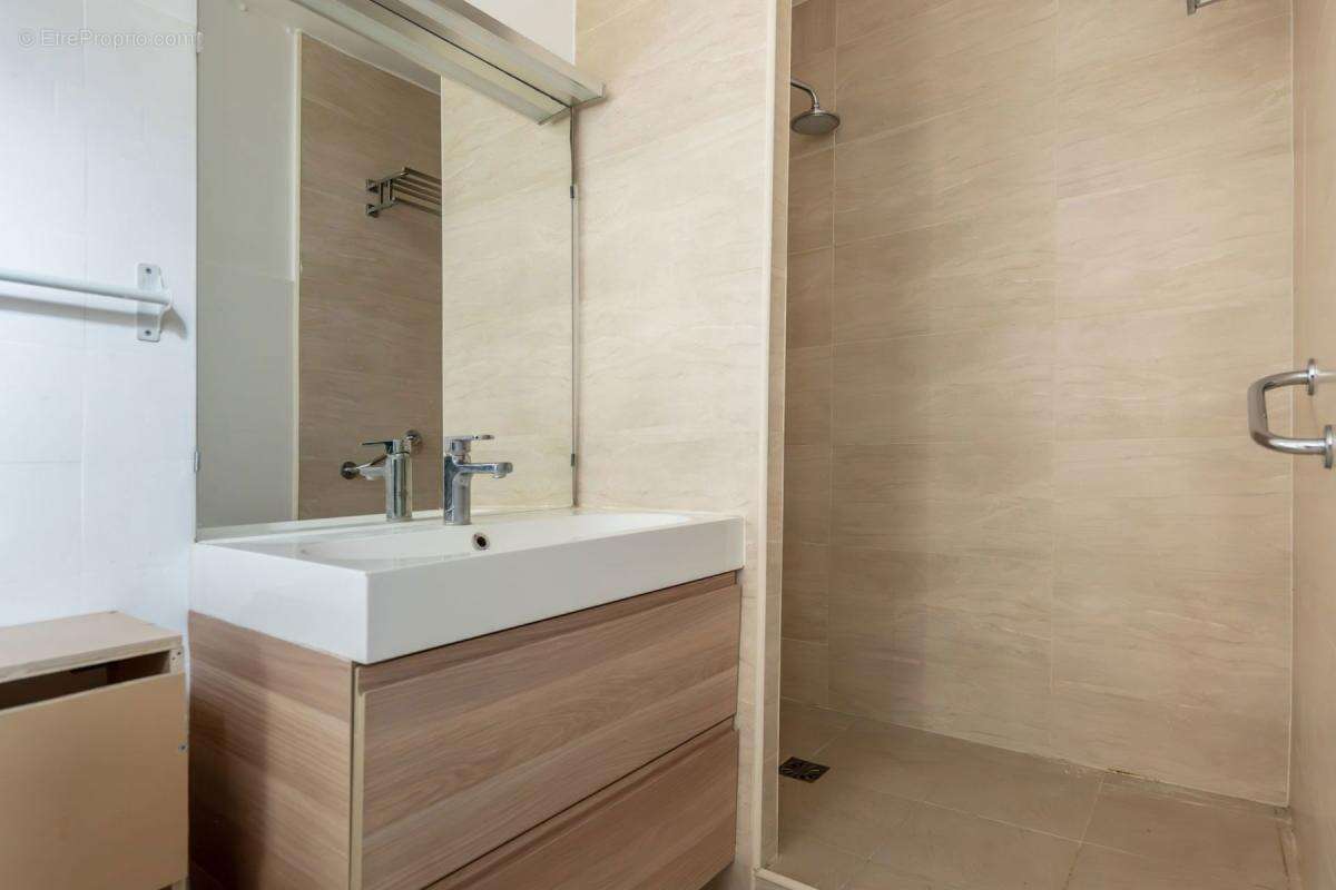 Appartement à PARIS-2E