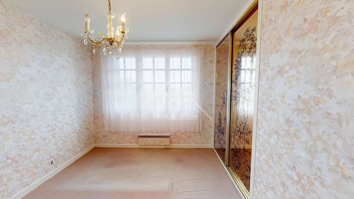 Maison à BOURBON-L'ARCHAMBAULT