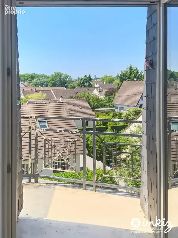 Duplex 2 pièces avec balcon, cave et parking - photo 8