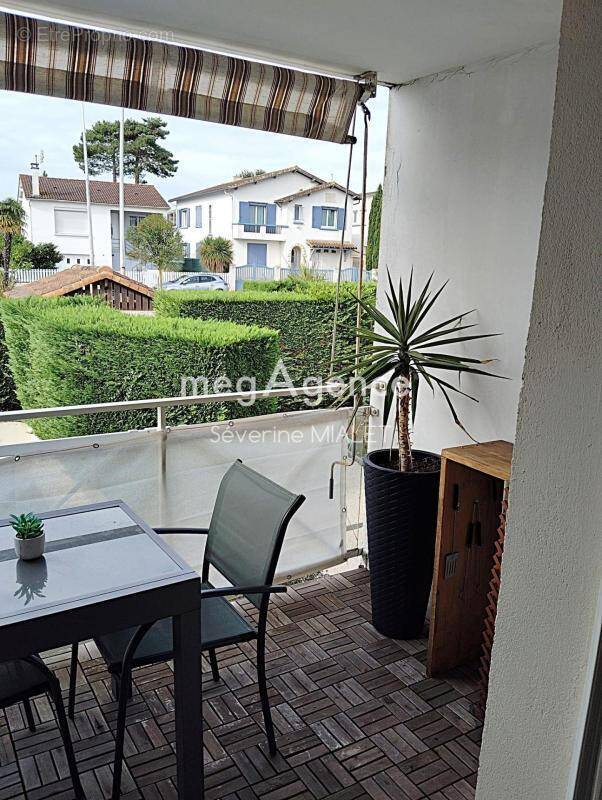 Appartement à VAUX-SUR-MER