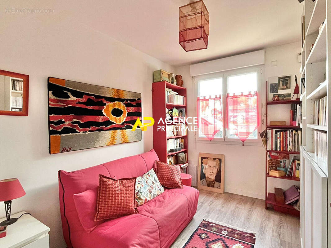 Appartement à SARTROUVILLE