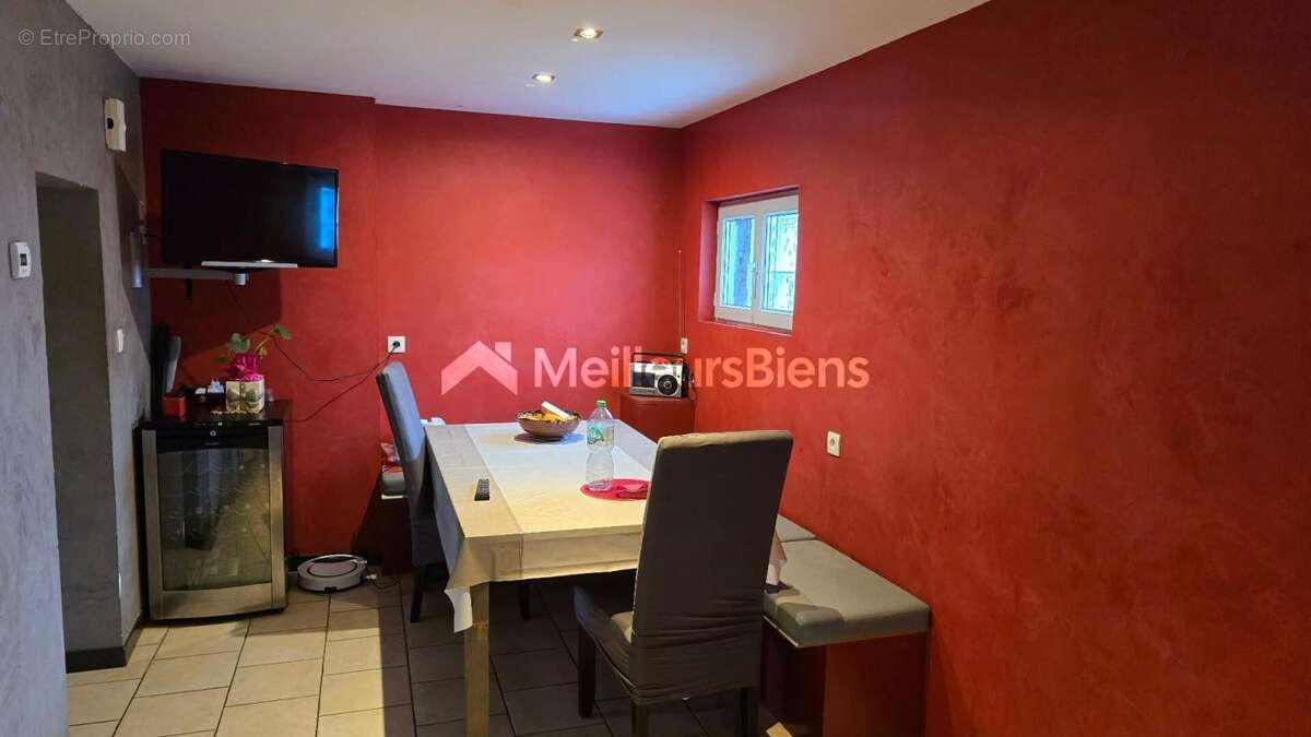 Maison en pierre, 140m²,  4 chambres - photo 3
