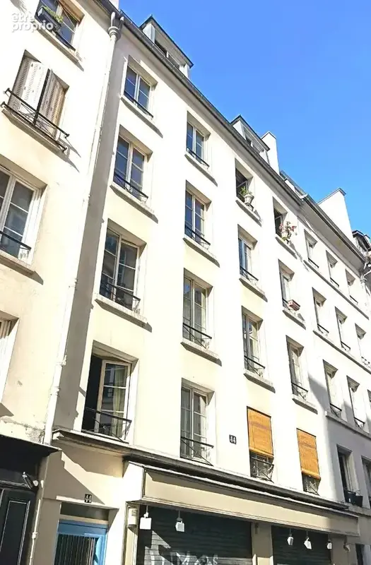 PARIS IVème, rue du Roi de Sicile, Studio de 35m² - photo 2